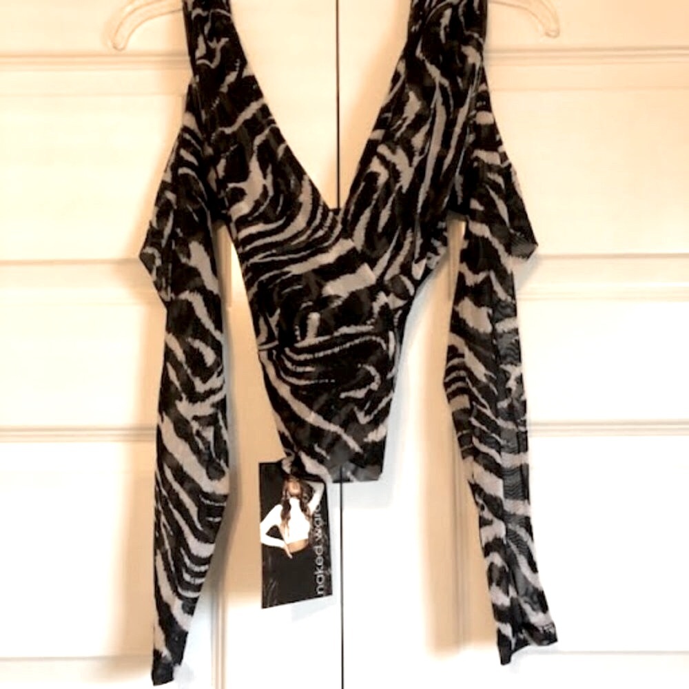 NWT NAKED WARDROBE Black & White Zebra Sheer Crop Wrap Top Long sleeve M - Picture 4 of 6